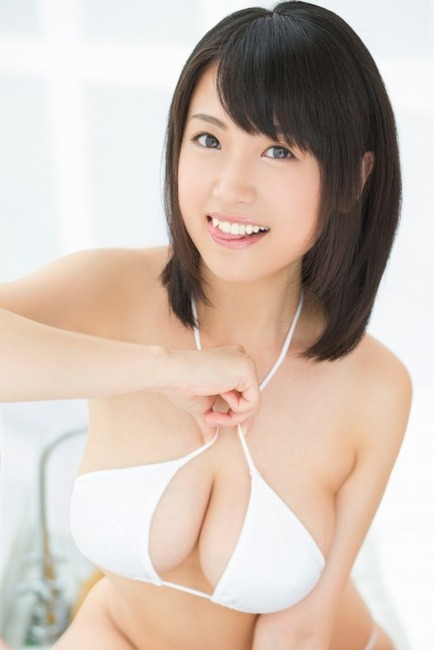 長瀬麻美　巨乳グラビアアイドルがついにAVデビューして犯されてる 8