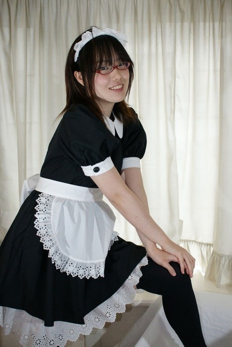 中出ししてみたい可愛いメイドコスプレの女の子のエロ画像 34