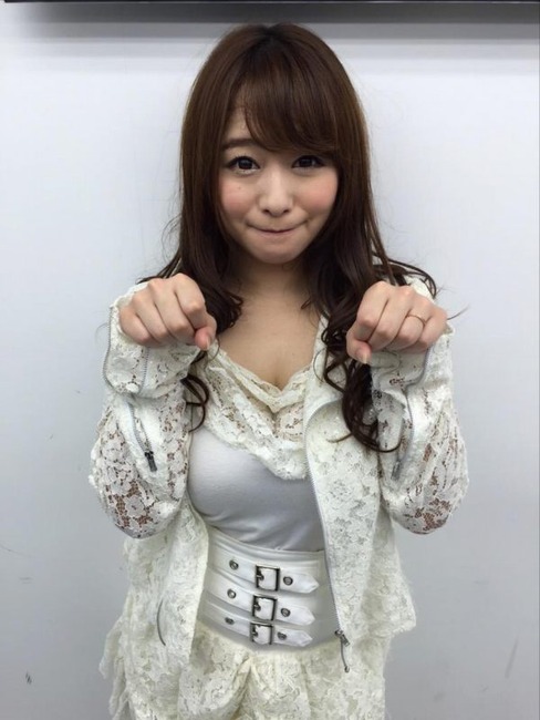 人気AV女優の自撮りエロ写メ、撮影会がすごい！ 2