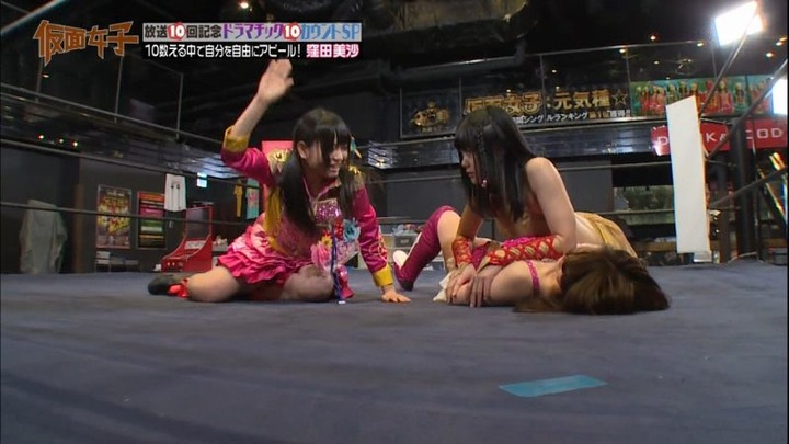 仮面女子がミニスカでプロレスしてるエロキャプ画像まとめ 5
