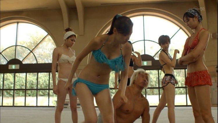ドラマ「殺しの嬢王蜂」の水着がエロいキャプ画像30枚 27