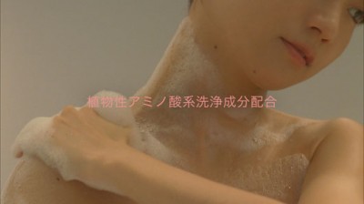 【画像】大島優子、新ＣＭ　お風呂で体を洗う“ヌードシーン”も披露 8