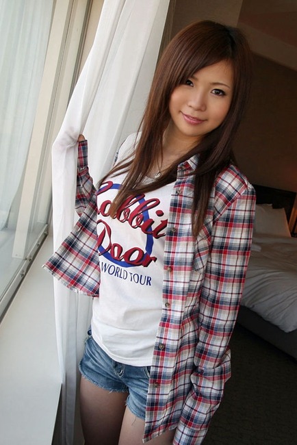 【画像96枚】AV女優の着衣画像がかわいい件 62