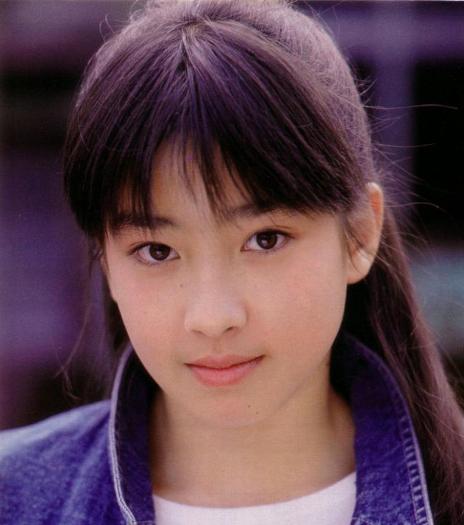 橋本環奈の最新画像をご覧下さい 8
