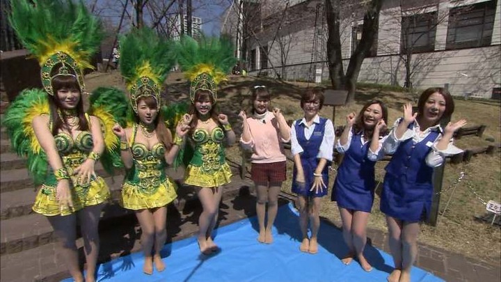 ランク王国でサンバガールとOLが花見してるエロ画像 7