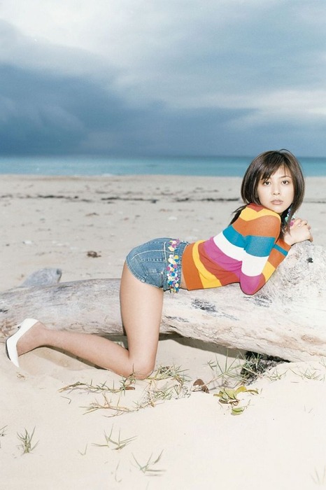 白石美帆のエロい画像まとめ70枚 24