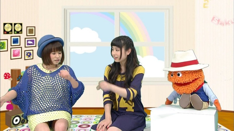 パンチラしてる人気アイドルのキャプ画像 7