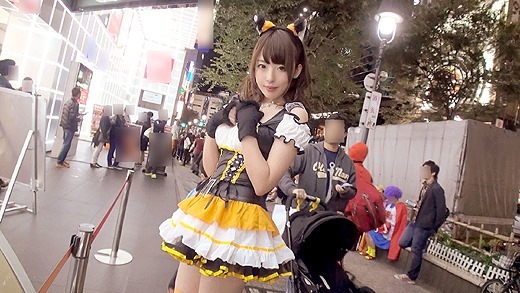ハロウィンコスプレしてる素人をハメ撮り 2