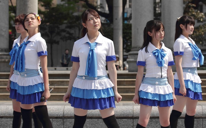 【画像あり】橋本環奈のTシャツ胸強調がイラやしい 32