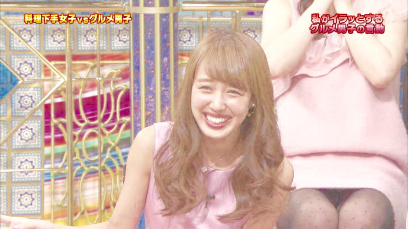 TVでパンチラしまくりなアイドル達のエロキャプ画像 22