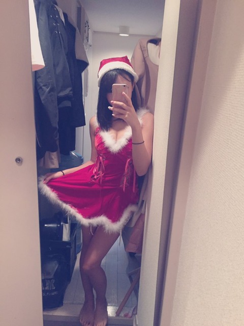 【コスプレイヤーエロ画像】オナネタ収集は「コミケ会場」へ行けば間違いねえわｗｗｗｗｗ 14