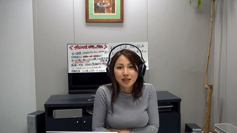 吉川友の紫ビキニがエロい画像 33