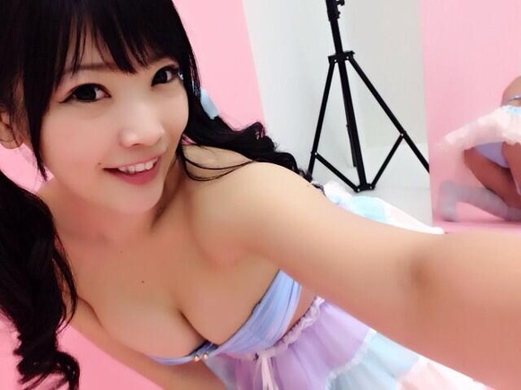 藤田恵名のコスプレ自撮りエロ写メ・画像まとめ 8
