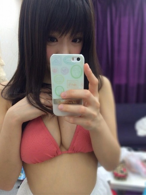 鈴木ふみ奈の自撮り写メが抜けるエロ画像 9
