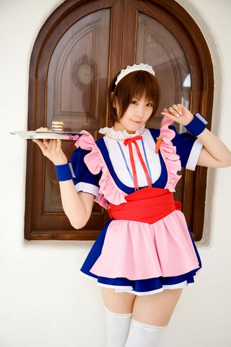 可愛いプロコスプレイヤーの着エロ画像 17
