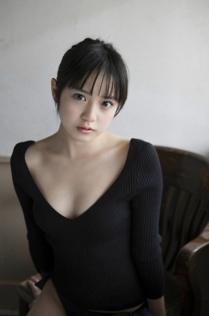 アイドルグループPASSPO 奥仲麻琴の水着が挑発的でエロい画像 40