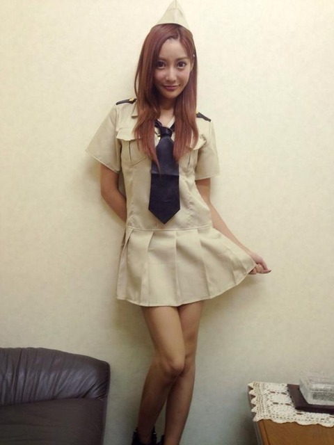 【画像】及川奈央(33)が封印を解きグラビアに復帰、あの頃と変化したものとは… 6