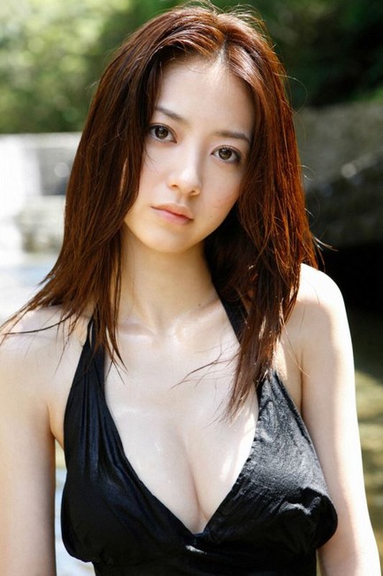 逢沢りな（あいざわ りな)女優・モデルの入浴がエロい画像 21