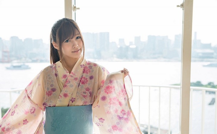 紺野ひかる　AV女優の下着姿がエロい画像 34
