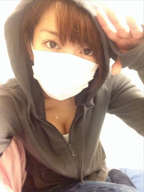 希美まゆが複数の男に犯されてるエロ画像 9