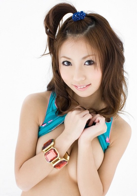 小桜沙樹　ギャル系AV女優の服装がエロい画像まとめ 60
