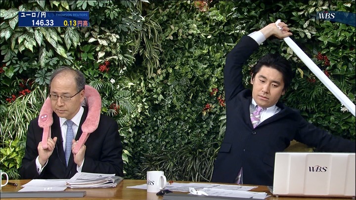 テレ東相内アナのストレッチがエロすぎワロタ！ｗｗｗｗｗｗｗｗ 10
