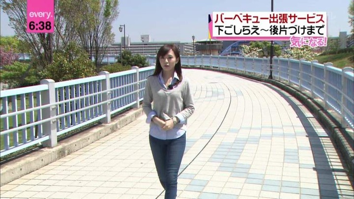 伊藤綾子　美人女子アナのサンタコスプレがエロい画像まとめ 4