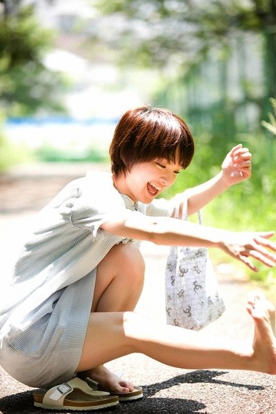 【画像】お前らこれを見ても剛力彩芽がブスって言えるの？ 30