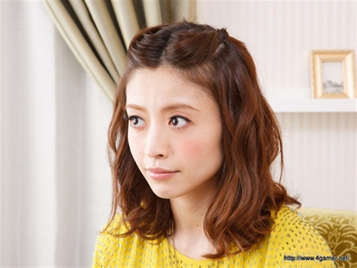 片瀬那奈が何もしなくてもやらしいのでキスしたくなるエロ画像 5
