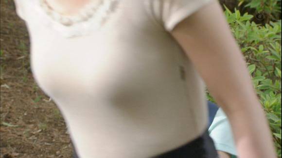 尾野真千子(29)女優の濡れ場で乳首が見えてるお宝エロ画像まとめ 7