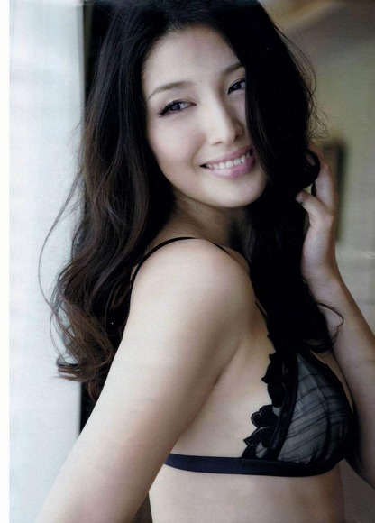 橋本マナミ（30）の横乳がエロい画像まとめ80枚 19