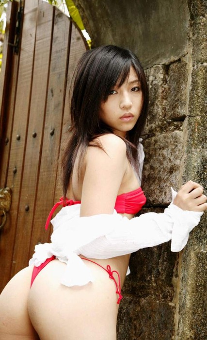 思わずガン見してしまう桃尻な女の子のエロ画像 30