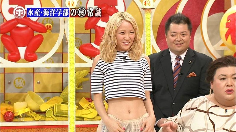 へそ出してるアイドルのエロキャプ画像ください！ 7