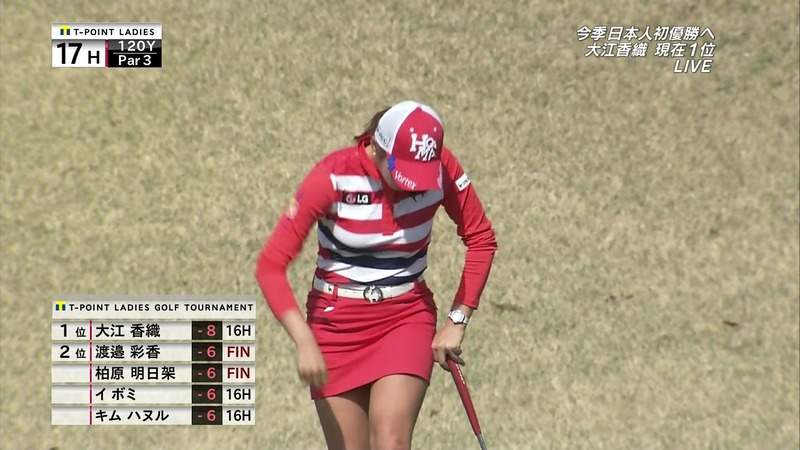 女子ゴルファーイ・ボミのパンツが見えそう 16