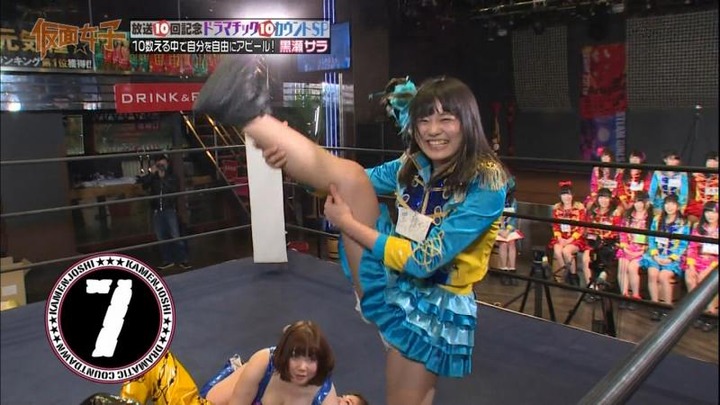 仮面女子がミニスカでプロレスしてるエロキャプ画像まとめ 1