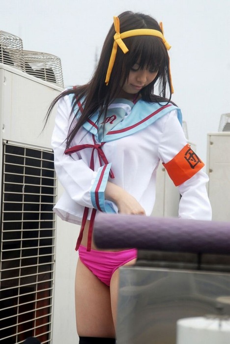 可愛いプロコスプレイヤーの着エロ画像 15
