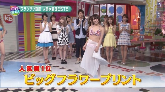 人気水着を着てるアイドル達のエロ画像まとめ 27