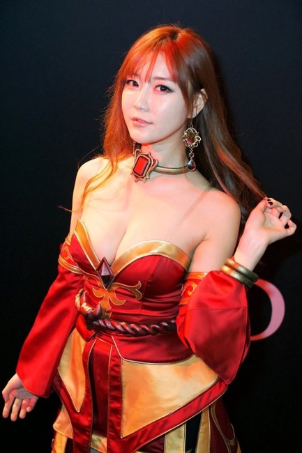 台湾キャンギャルのコスプレがエロい画像30枚 23
