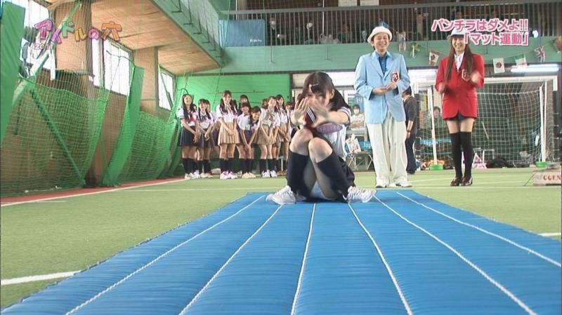 アイドルの穴でグラビアアイドルがパンチラしまくってるお宝エロキャプ画像35枚 35