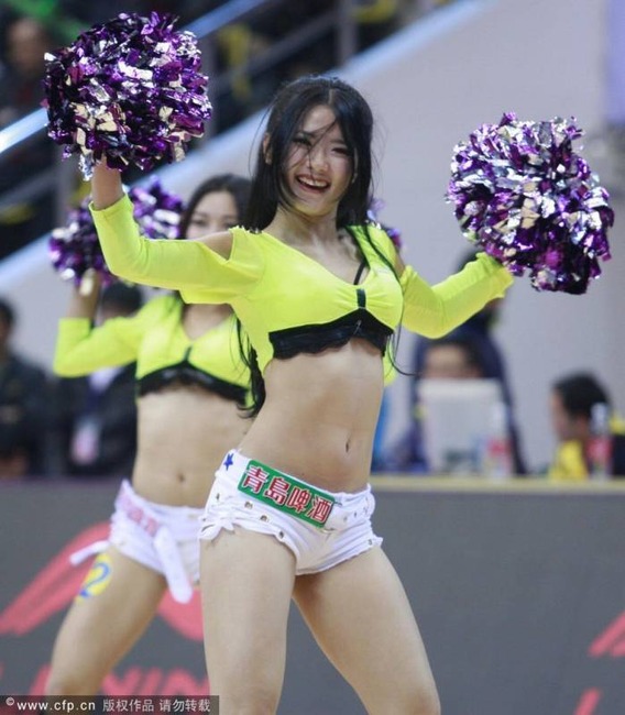 台湾チアリーダーのパンチラや胸チラがエロい画像35枚 9