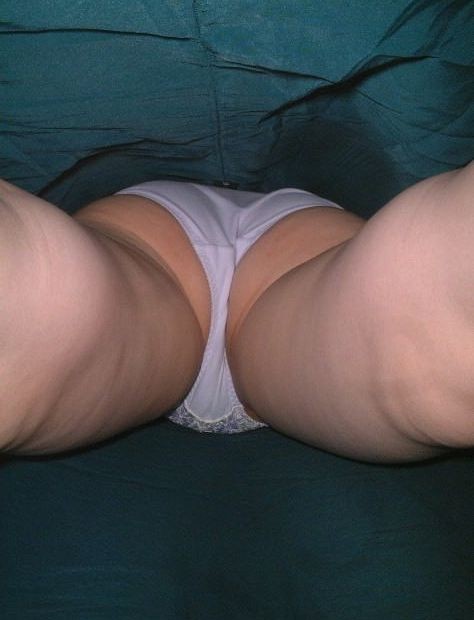 素人の逆さどり盗撮画像まとめ45枚 8