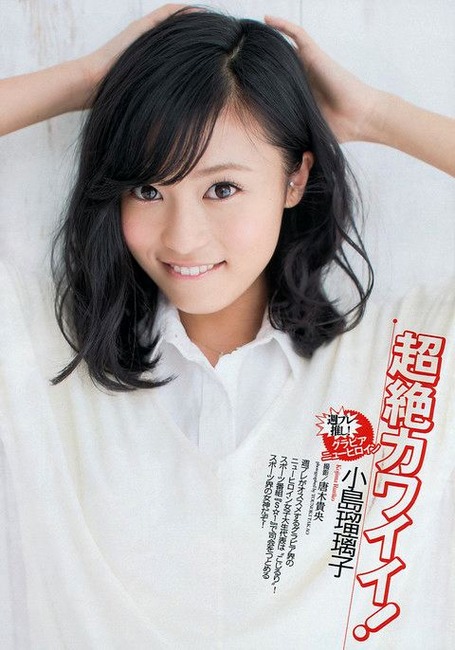 小島 瑠璃子・こじるりのピンク色の競泳水着がエロい画像など40枚 9