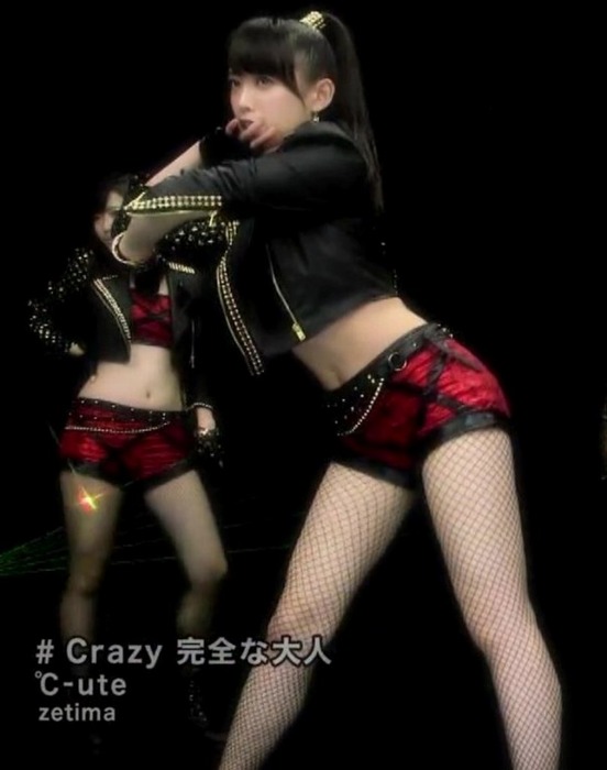 ℃-uteの網タイツがエロい新曲PVの画像30枚 1
