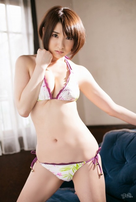 尾崎ナナのOLスーツコスプレがエロい画像70枚 27