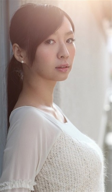 酒井若菜のおっぱいにぶっかけたくなるエロ画像 20