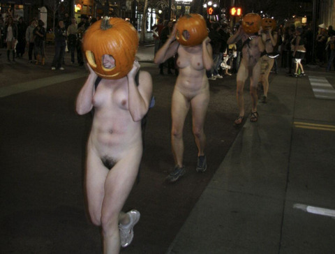 【ハロウィン素人コスプレエロ画像】露出狂の祭典となりつつあるハロウィンというイベントｗｗｗｗｗ 12