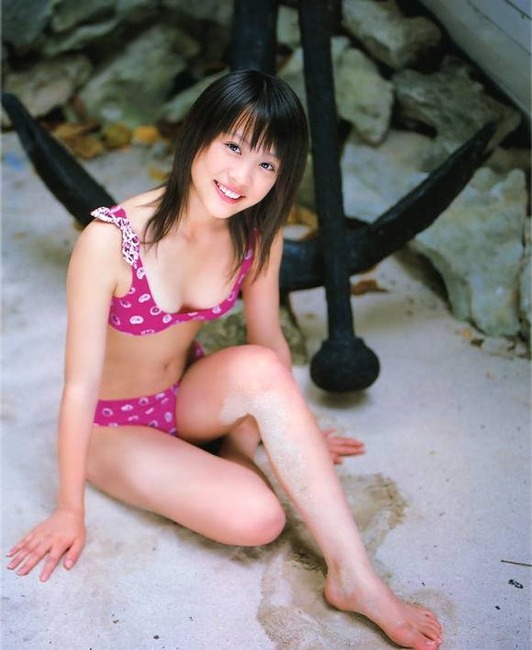 北乃きいのパンチラやエロい水着画像 16