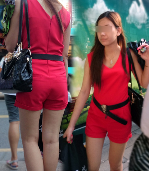 観光で来てる中国人の生足がなかなかエロいｗｗｗｗｗｗ（素人盗撮エロ画像あり） 18