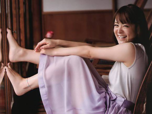 貫地谷しほり(25)女優の着衣巨乳がエロい画像まとめ 10