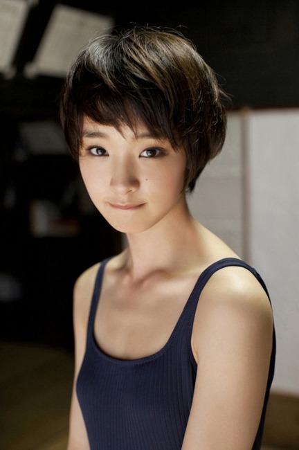 【画像】お前らこれを見ても剛力彩芽がブスって言えるの？ 38